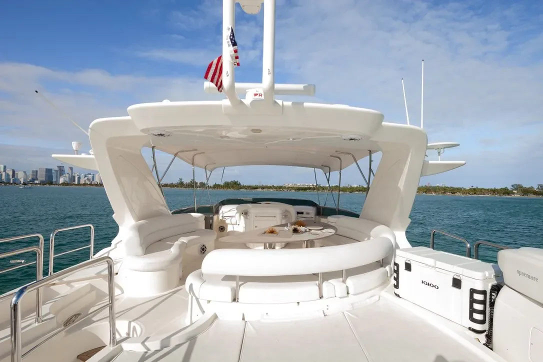 AZIMUT 85FT — photo 4