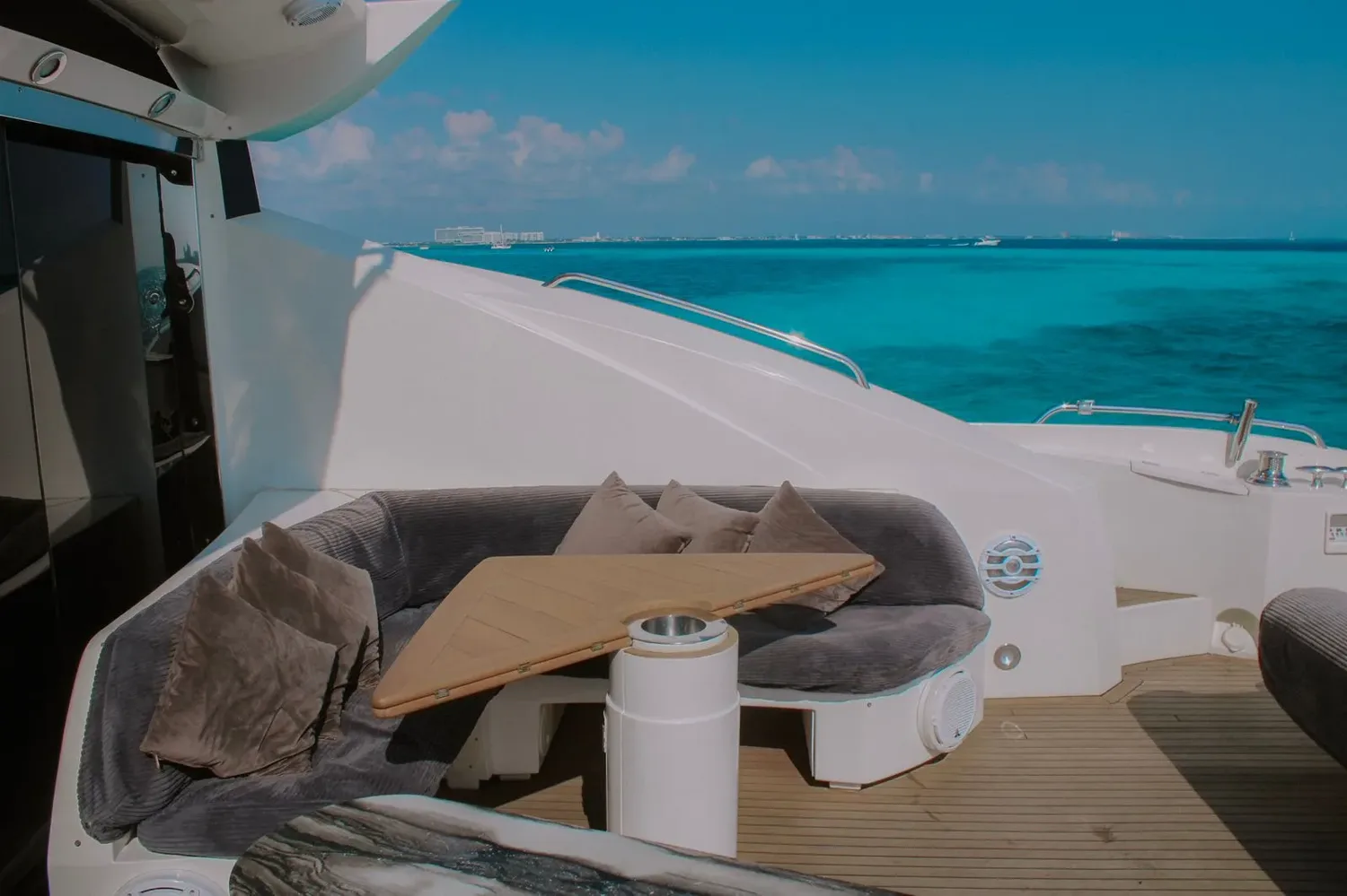 Sunseeker 82 — photo 17