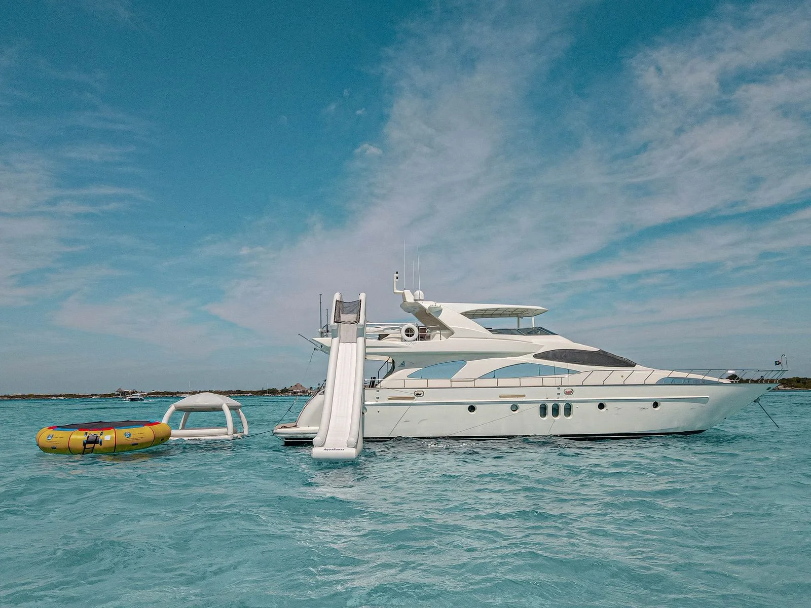 Azimut 85 — photo 4