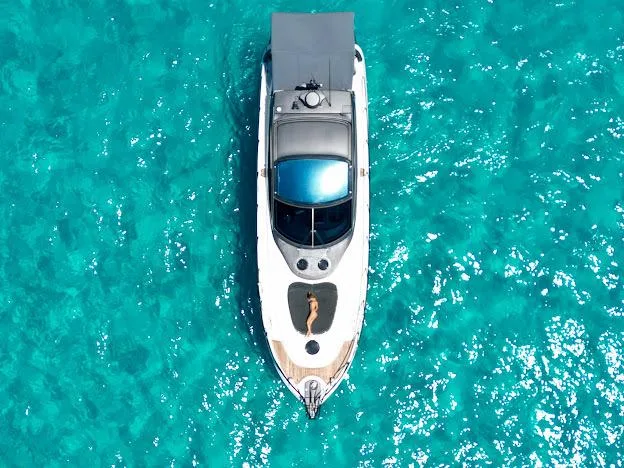 SUNSEEKER 60FT — photo 3