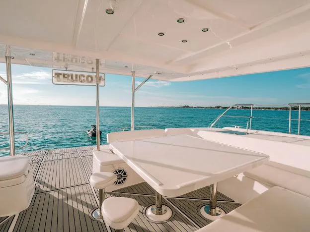 CATAMARAN 51 FT — photo 4
