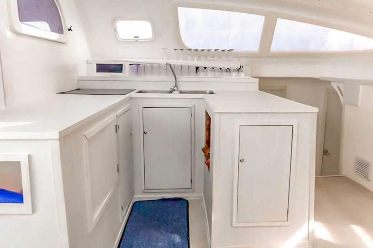Catamaran Party Tours 40 ft / 30 pax — photo 6