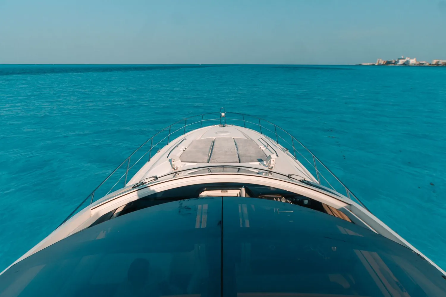 Sunseeker 64 — photo 19