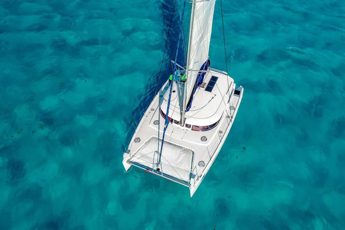Catamaran Tours Deluxe Cancun 50 ft / 40 pax — photo 3