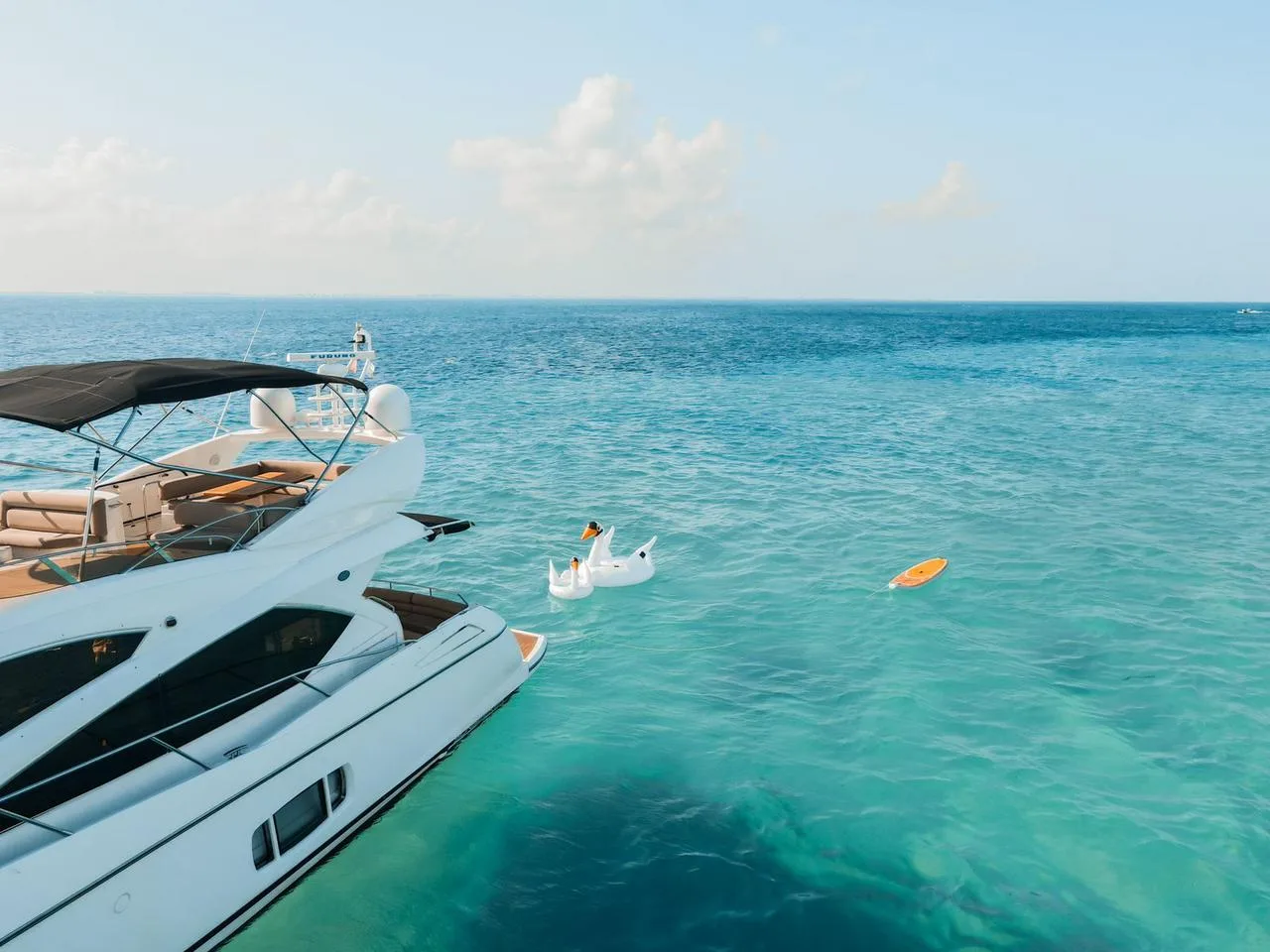 Azimut 64 — photo 7