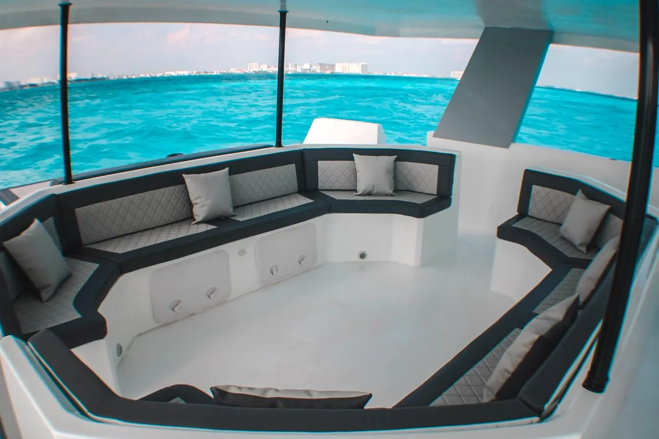 Luxury catamaran 50FT — photo 3