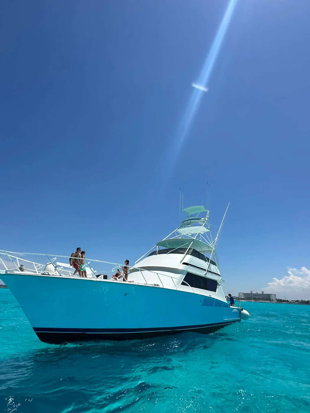 Hatteras 60″ — photo 3