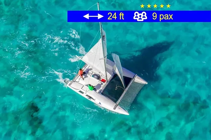 Small Family Catamaran Cancun 24 ft / 9 pax — photo 1