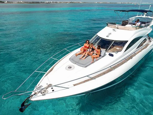 AZIMUT 65FT — photo 3