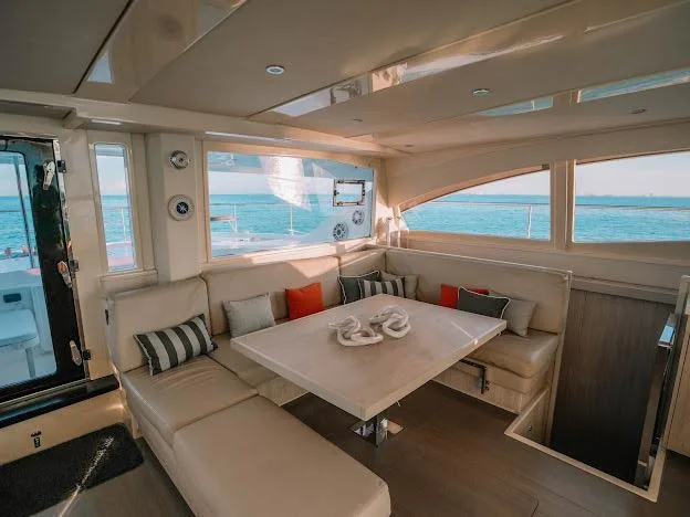 CATAMARAN 51 FT — photo 3