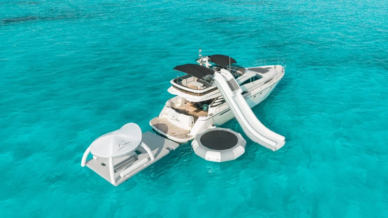 FAIRLINE 70 — photo 1