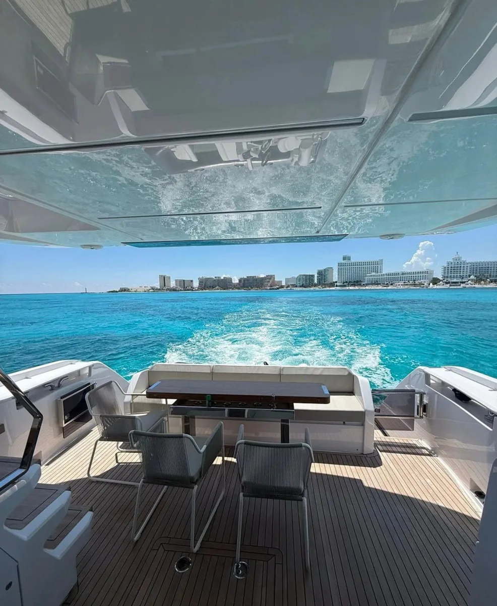 Ferretti 70 — photo 9