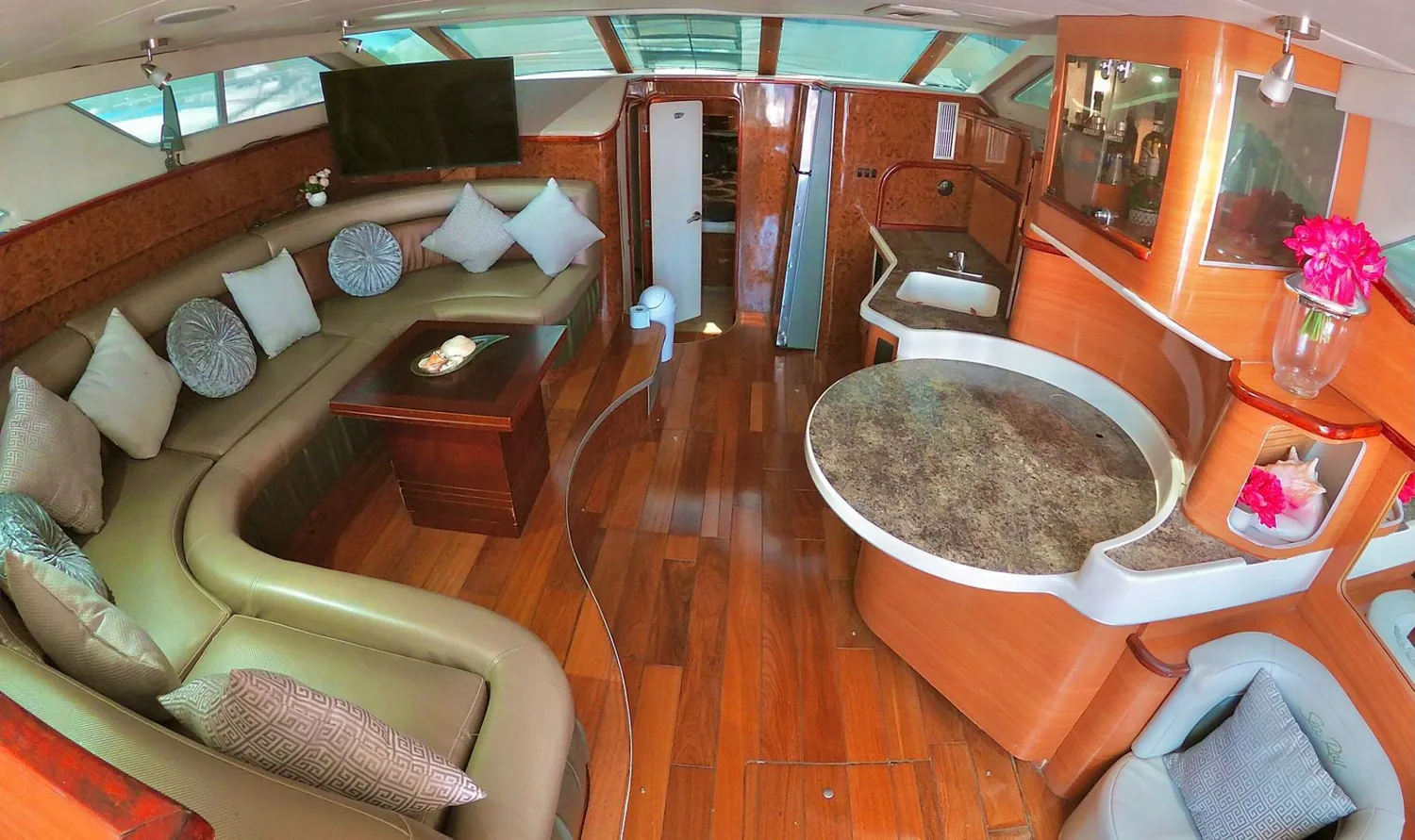 Sea Ray 46 Flybridge "Miss Cat" — photo 10