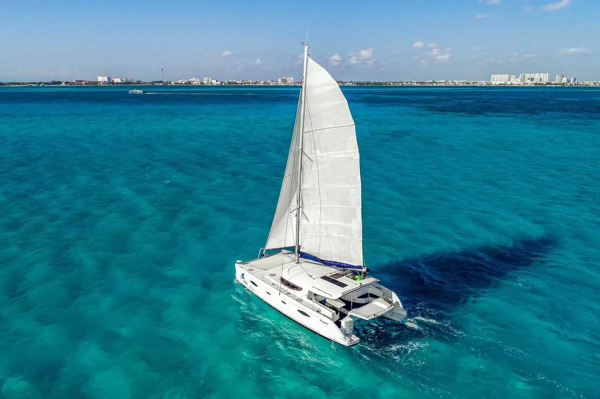 Catamaran Tours Deluxe Cancun 50 ft / 40 pax — photo 4