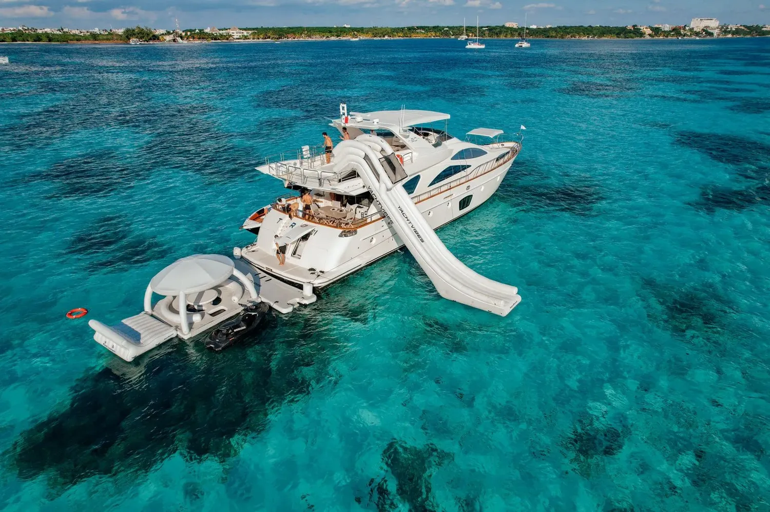 AZIMUT 85FT — photo 2
