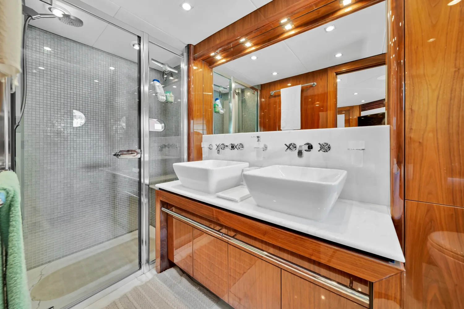 Charter 120 "Viva la Vida" — photo 6