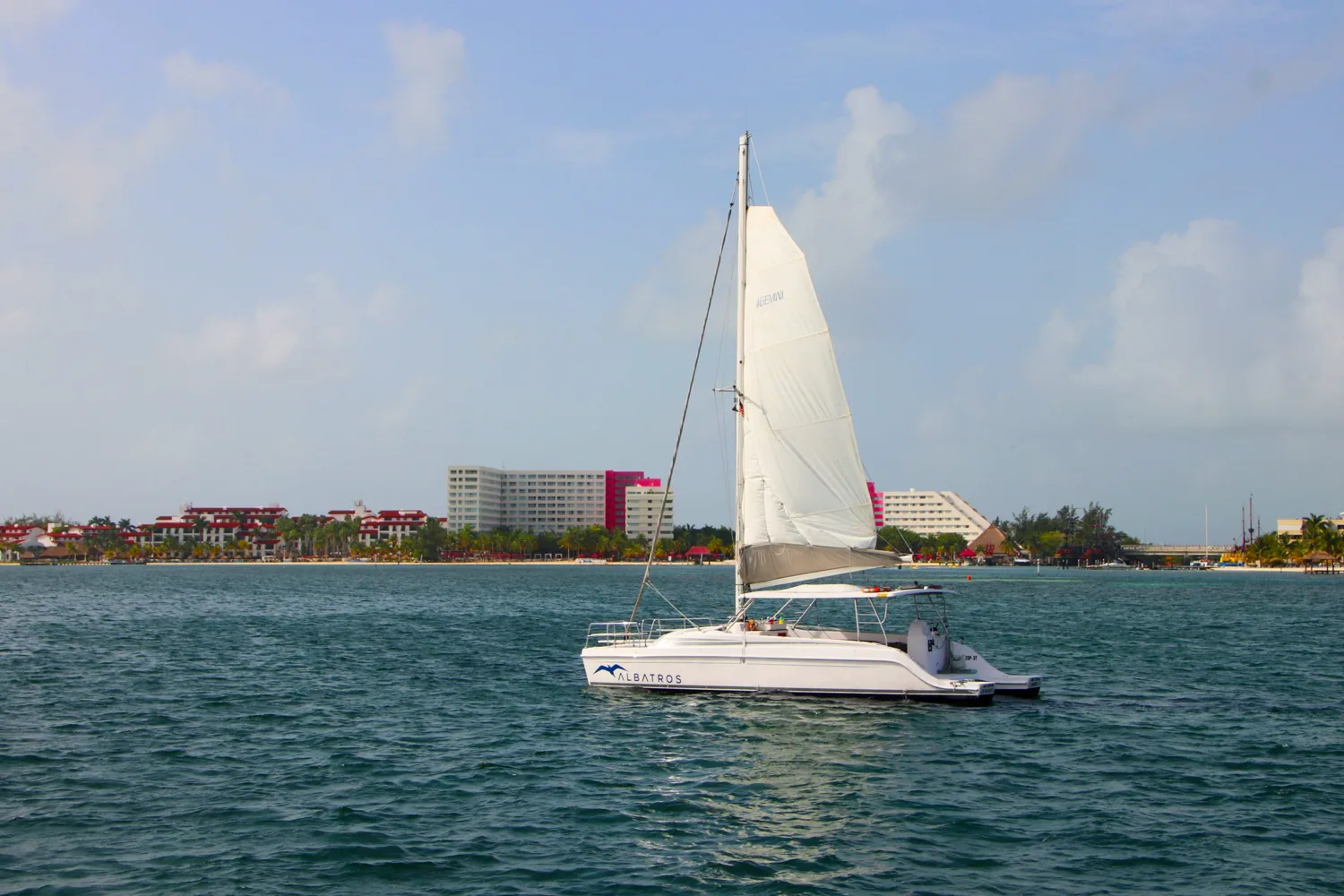 Lagoon 450 Manuel – Platino / 40 pax — photo 5