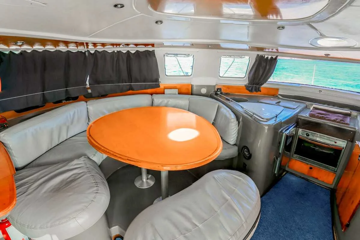 Catamaran Group Tours Cancun 43 ft / 35 pax — photo 2