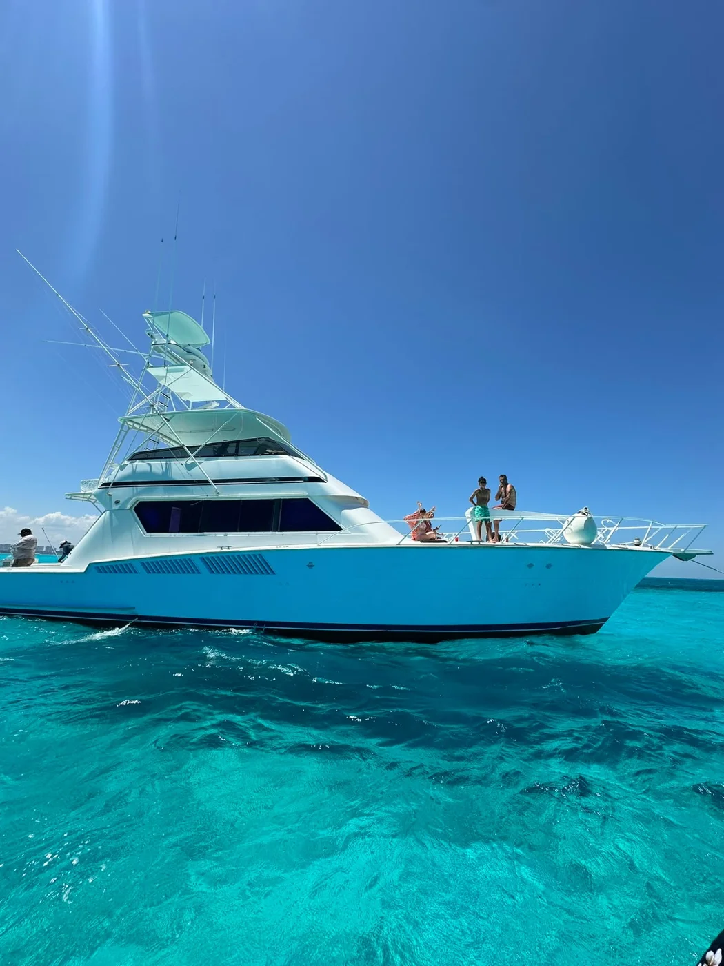 Hatteras 60″ — photo 4