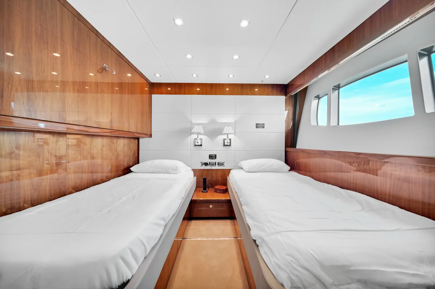 Charter 120 "Viva la Vida" — photo 18