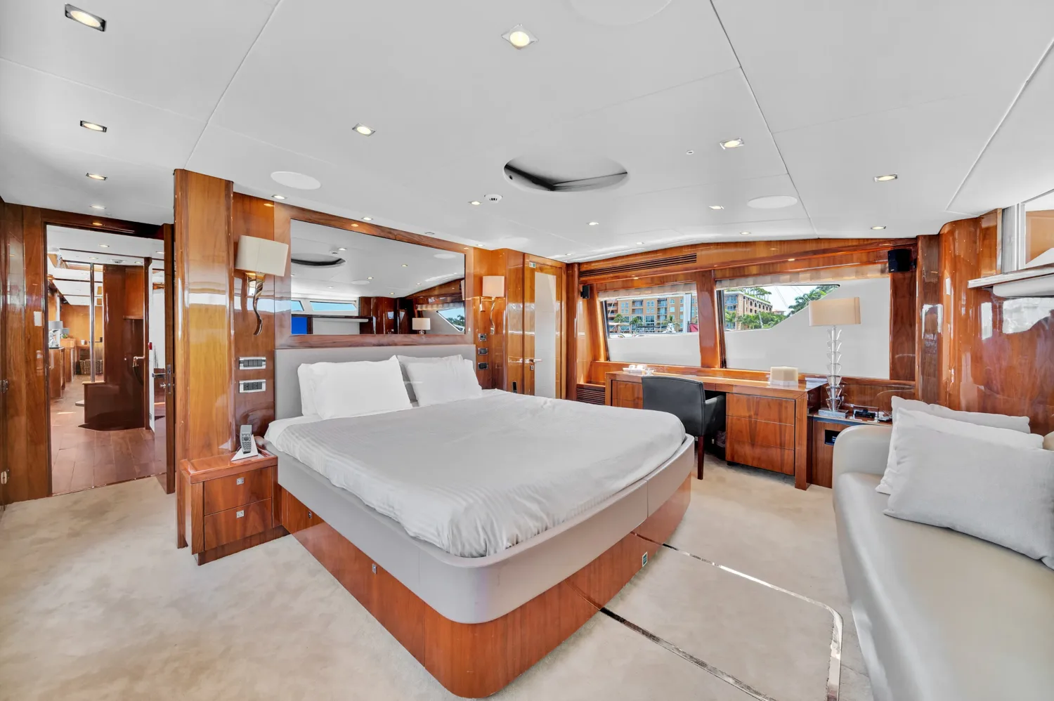 Charter 120 "Viva la Vida" — photo 17