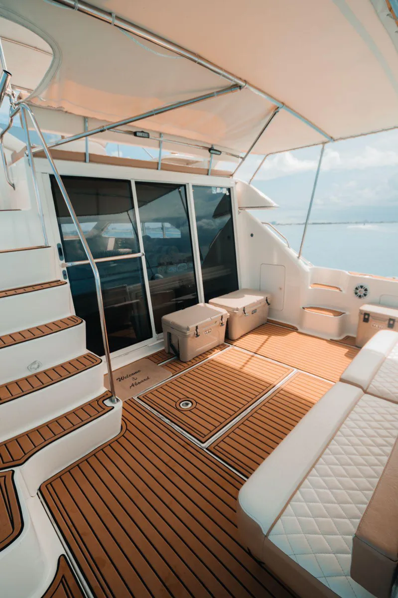 Sea Ray 50 Flybridge "Sea Daddy" — photo 9