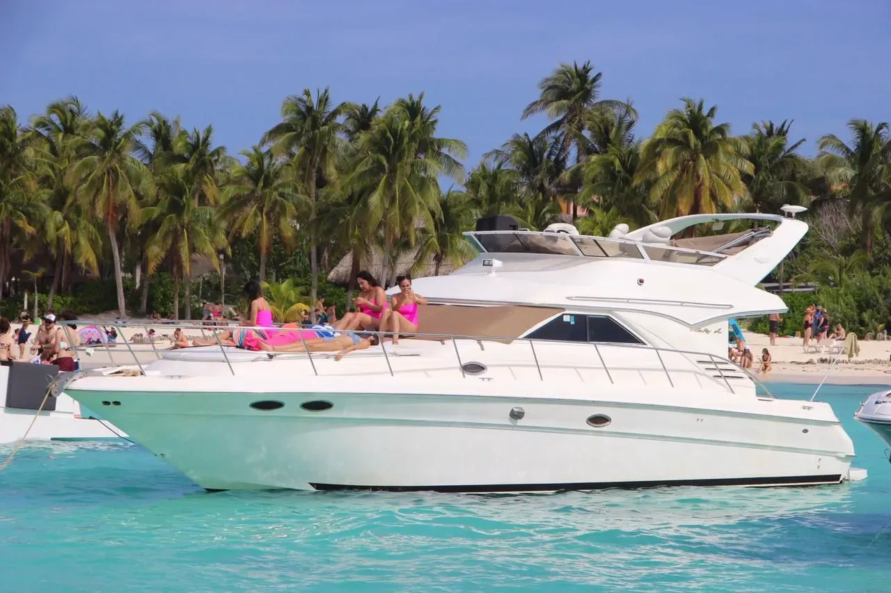 SeaRay Flybridge 46 “ — photo 5