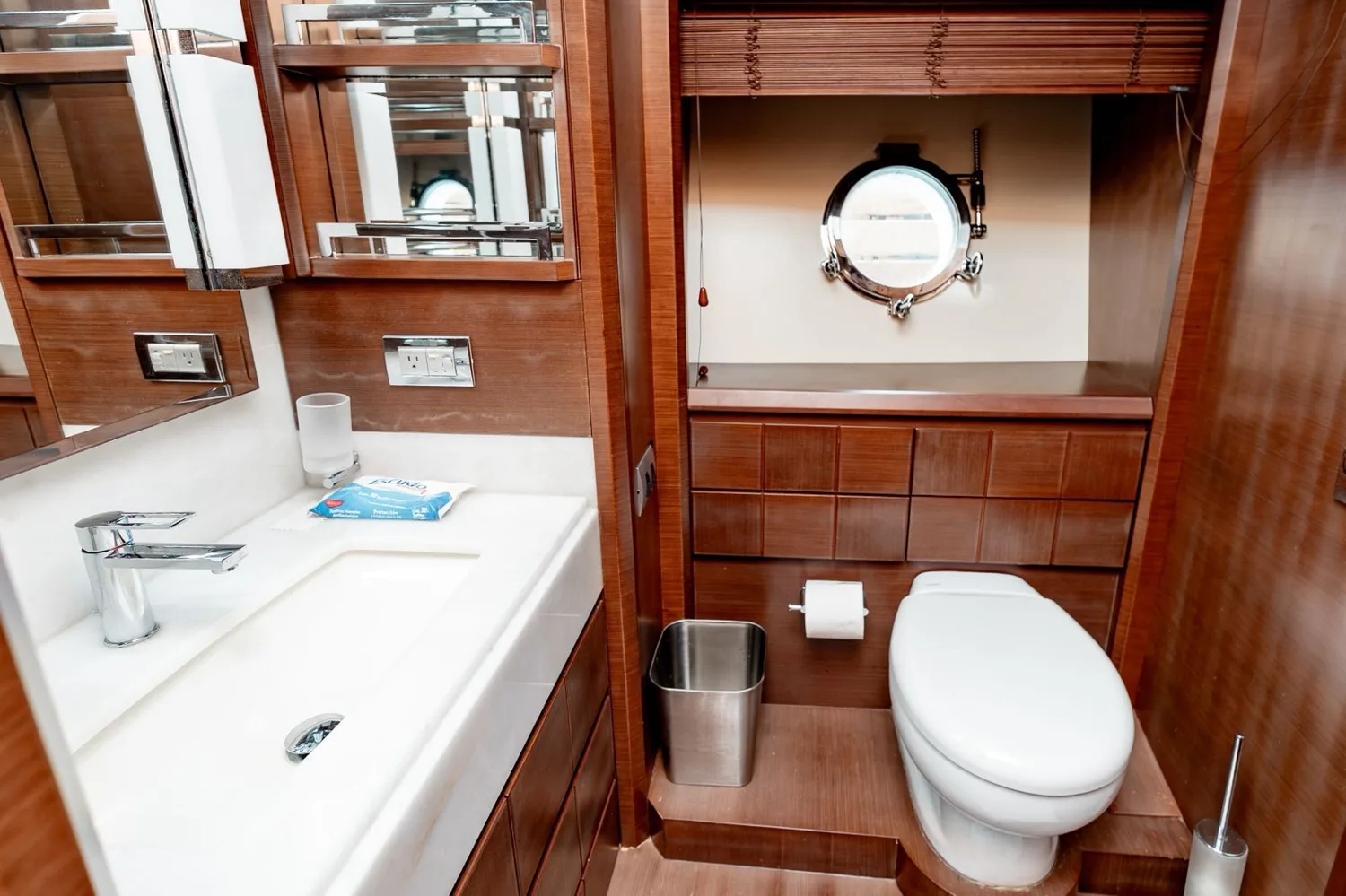 Azimut 100ft — photo 2