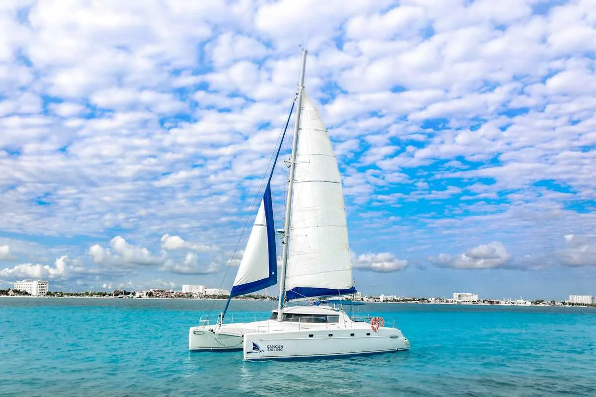 Catamaran Group Tours II Cancun 43 ft / 35 pax — photo 5