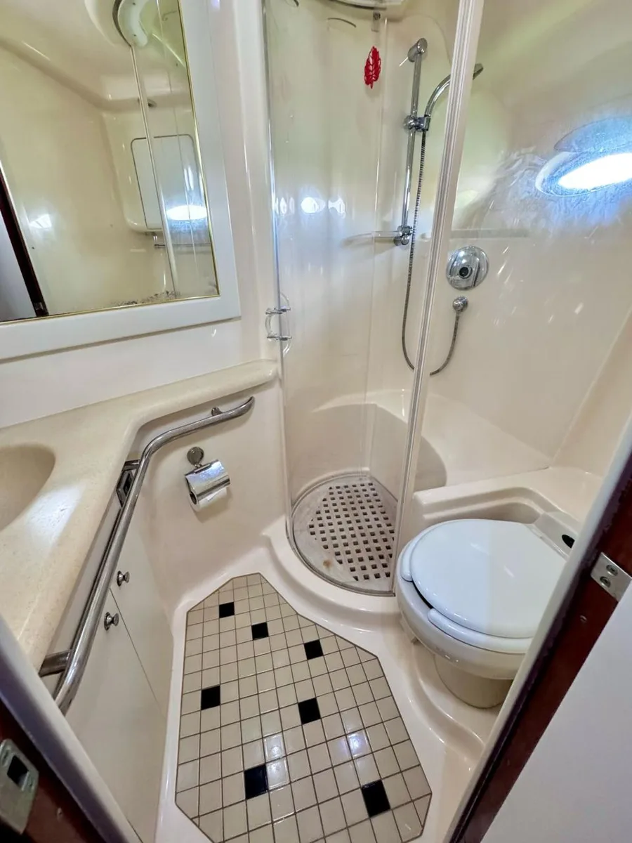 Sea Ray Sundancer 60 — photo 18