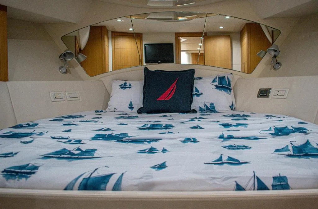 Pershing 63 — photo 16