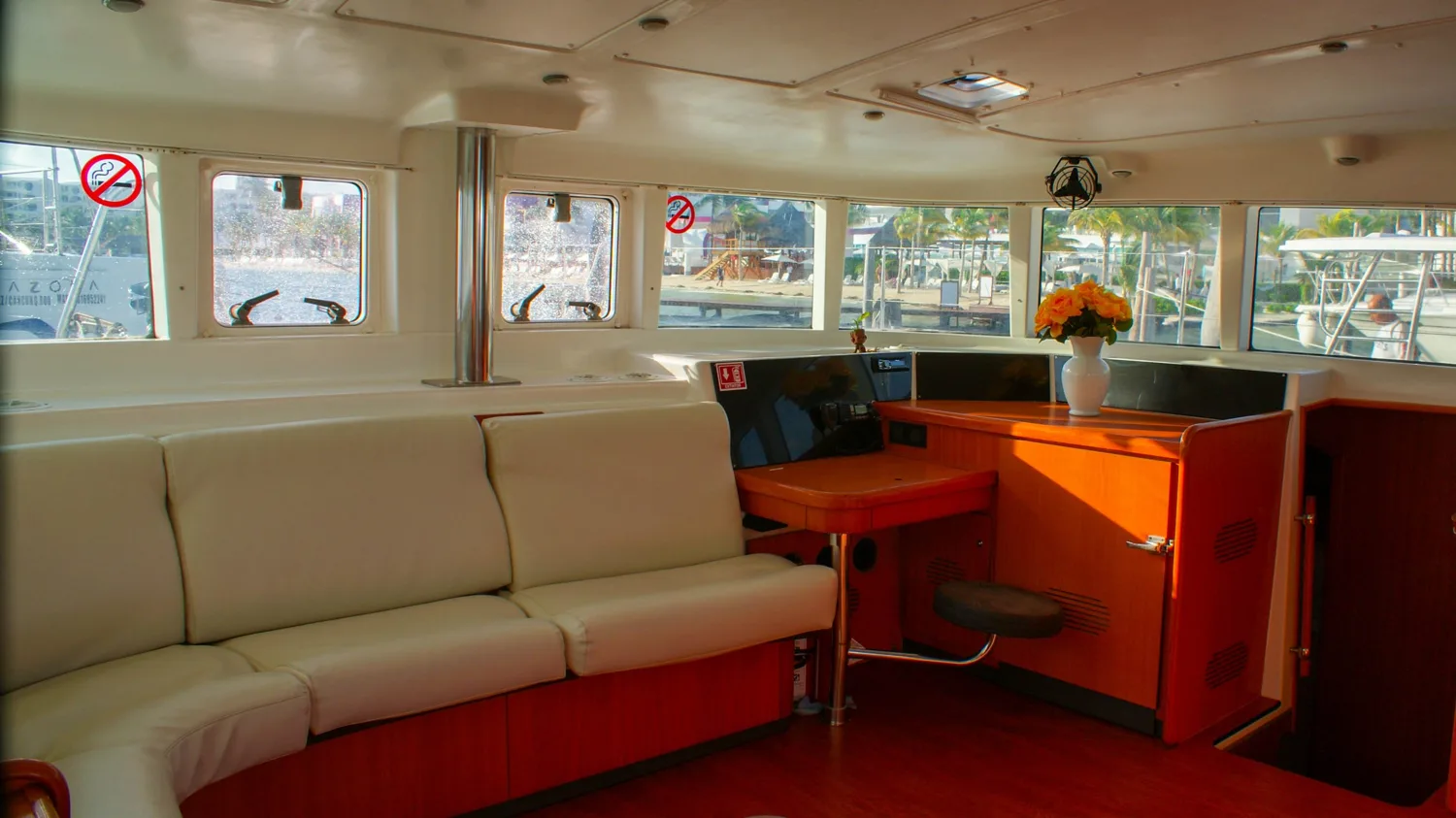 Lagoon 440 Dos – Platino / 35 pax — photo 10