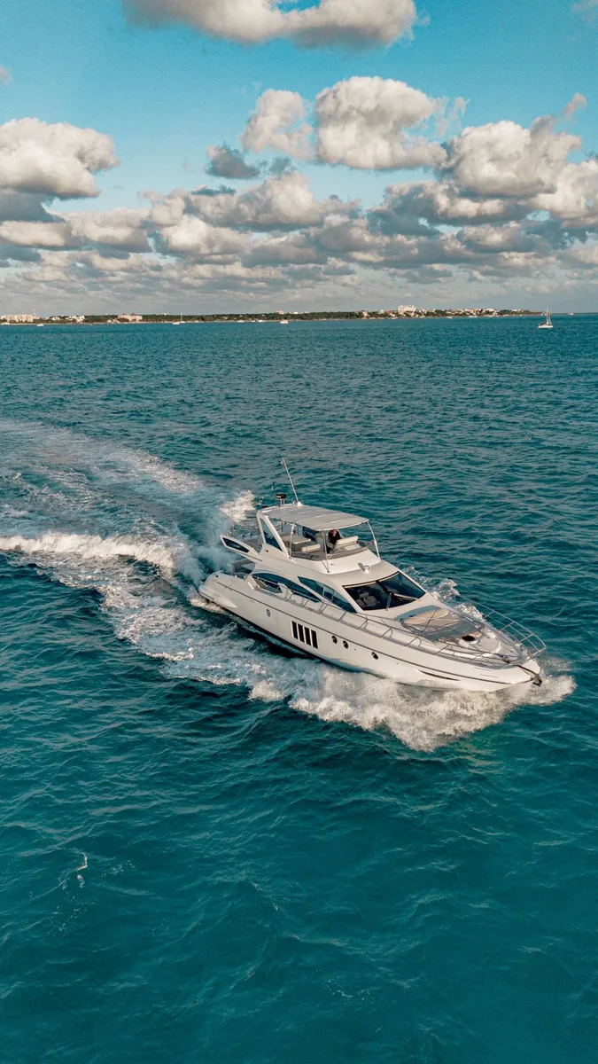Azimut 65 — photo 9
