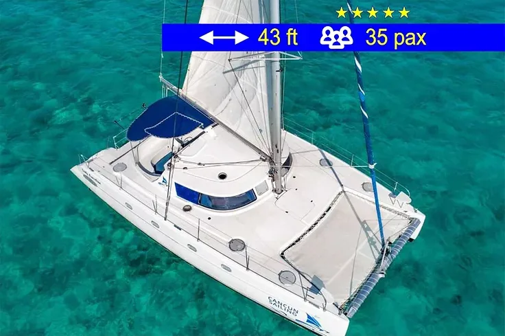 Catamaran Group Tours Cancun 43 ft / 35 pax — photo 1