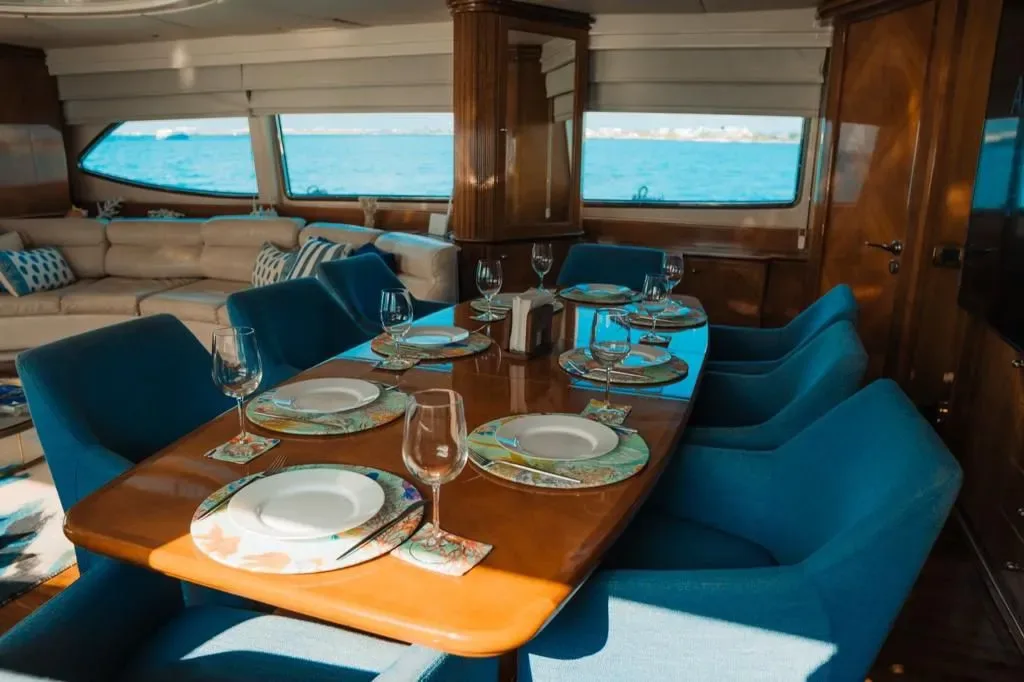 Azimut 100 Flybridge — photo 13