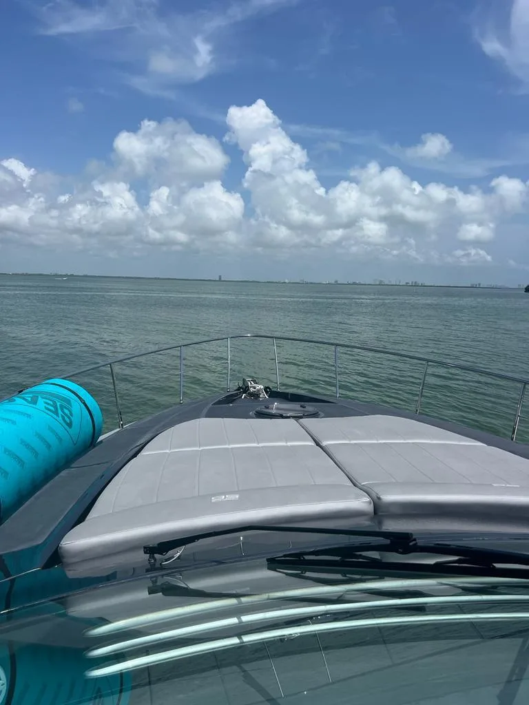 Pershing 63 — photo 8