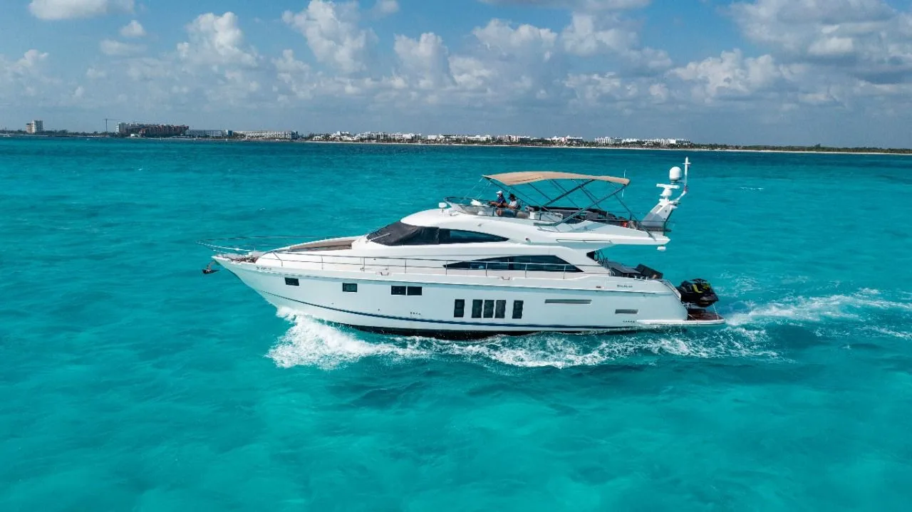 FAIRLINE 70 FT — photo 1