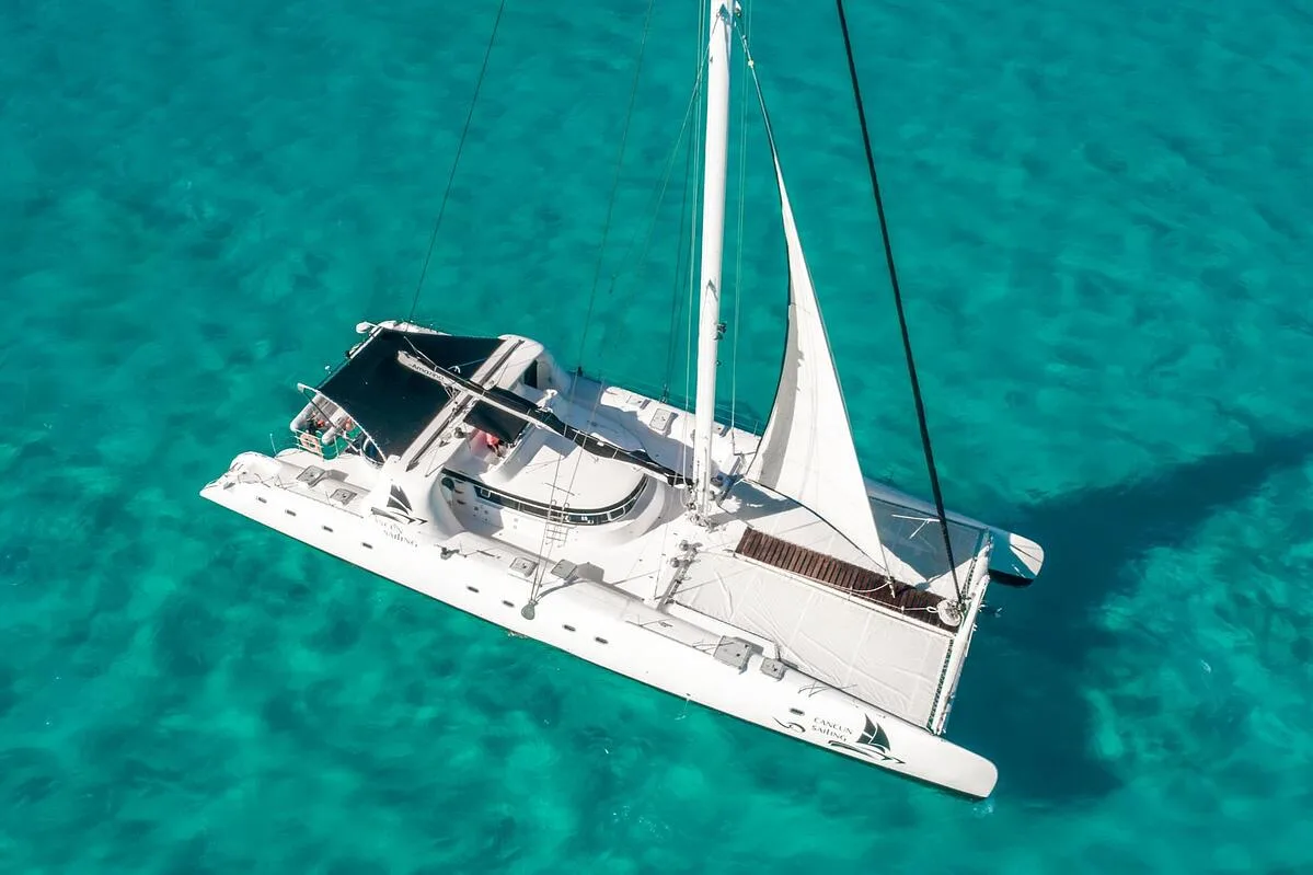 Catamaran Tours Amazing Cancun 82 ft / 65 pax — photo 2