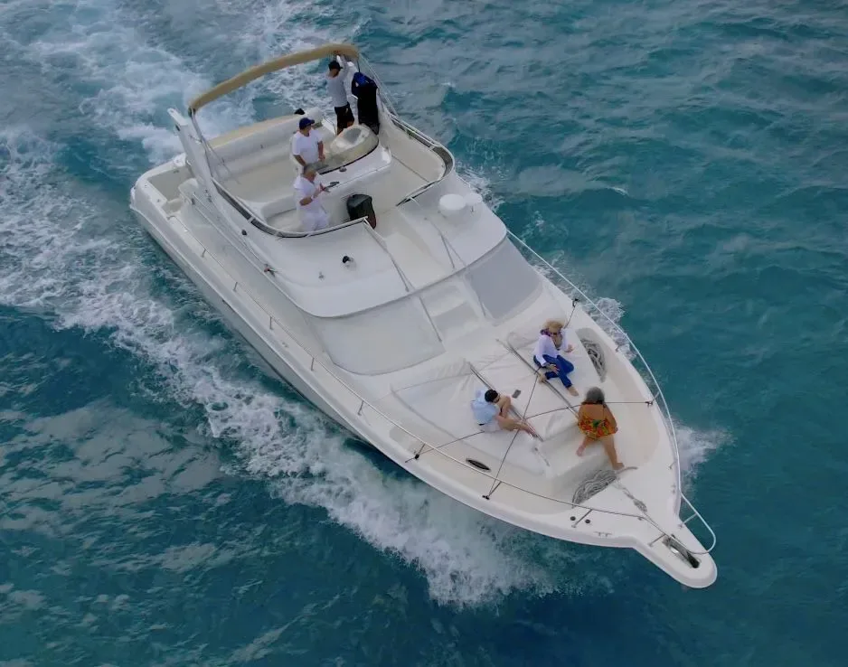 SeaRay Flybridge 46 “ — photo 3