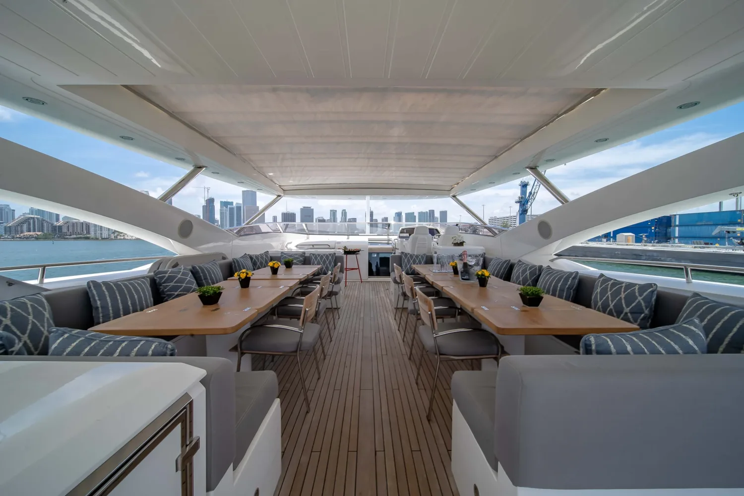 Charter 120 "Viva la Vida" — photo 10