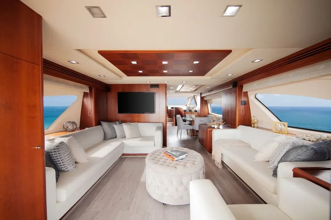 Azimut 85 — photo 8