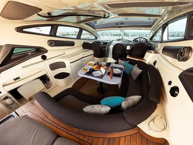 Sunseeker 60 Sport — photo 10