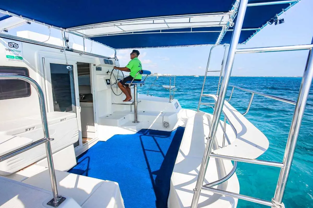 Catamaran Party Tours 40 ft / 30 pax — photo 8