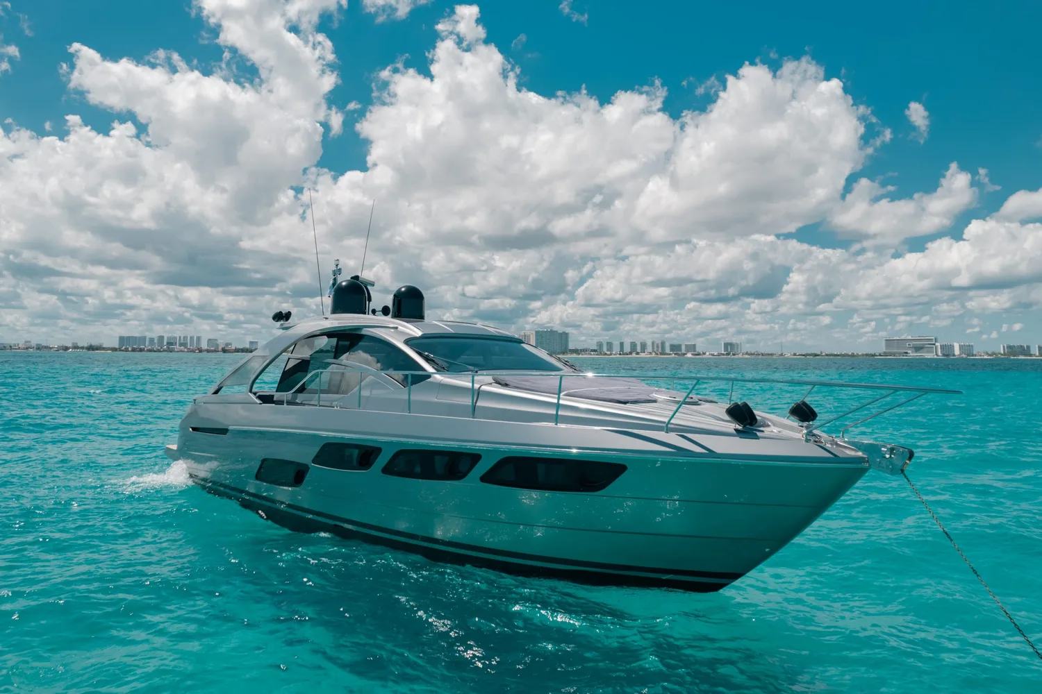 Pershing 56 — photo 6