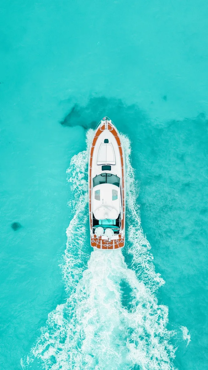 Sea Ray 52 — photo 28