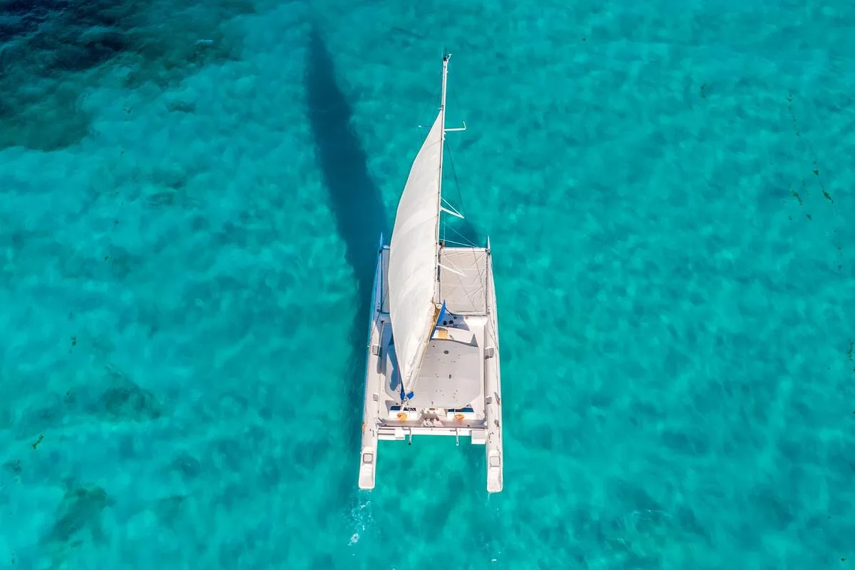 Catamaran Tours Large Group 75 ft / 80 pax — photo 2