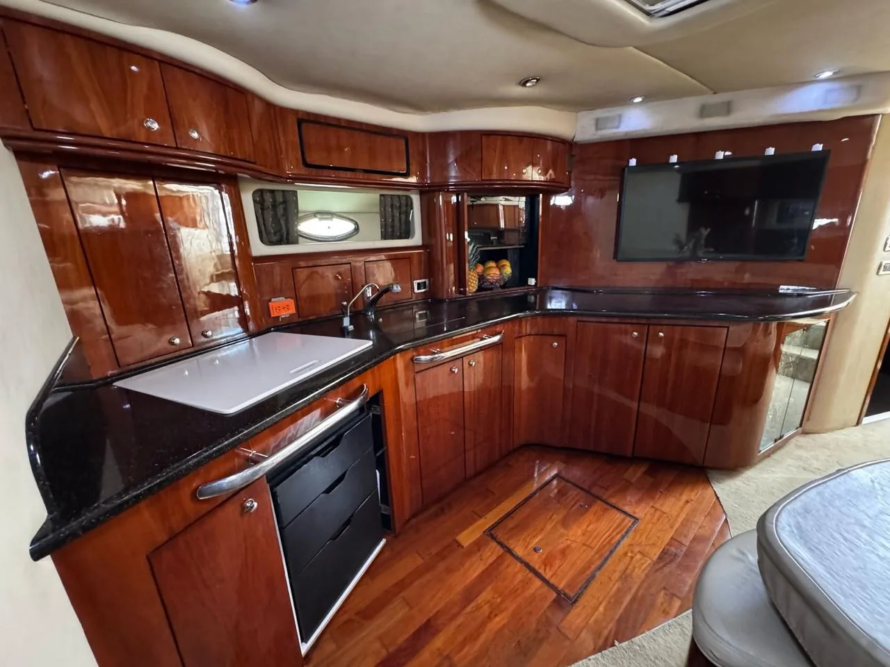 Sea Ray Sundancer 60 — photo 19