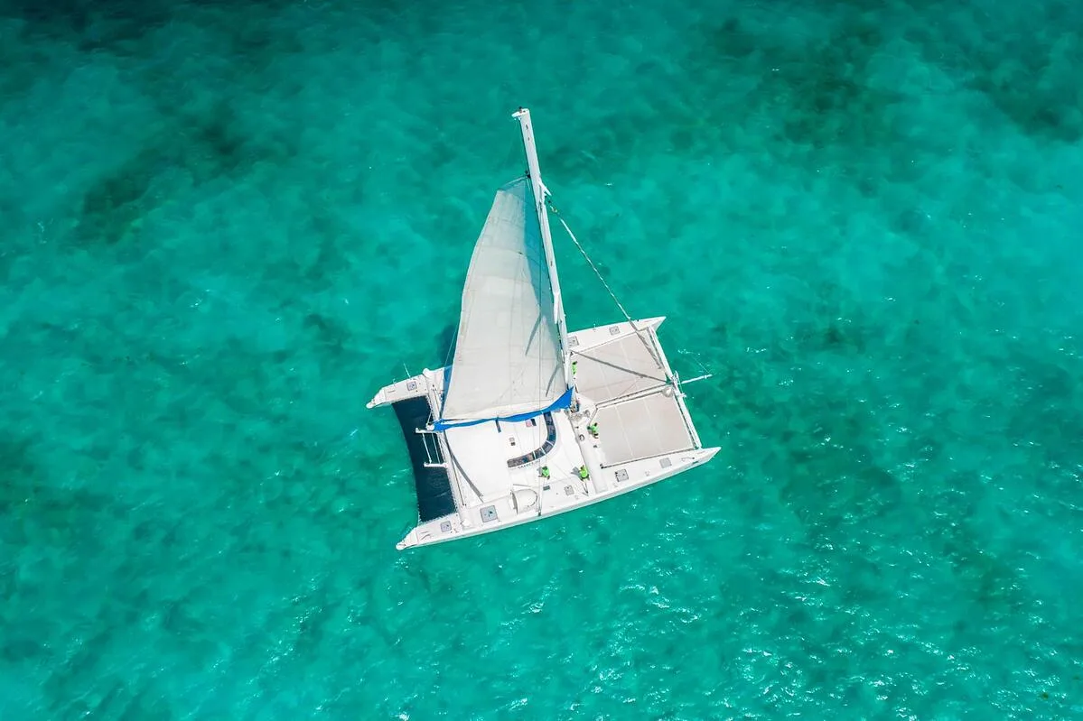 Catamaran Tours Gran Grupo Cancun 68 ft / 70 pax — photo 3