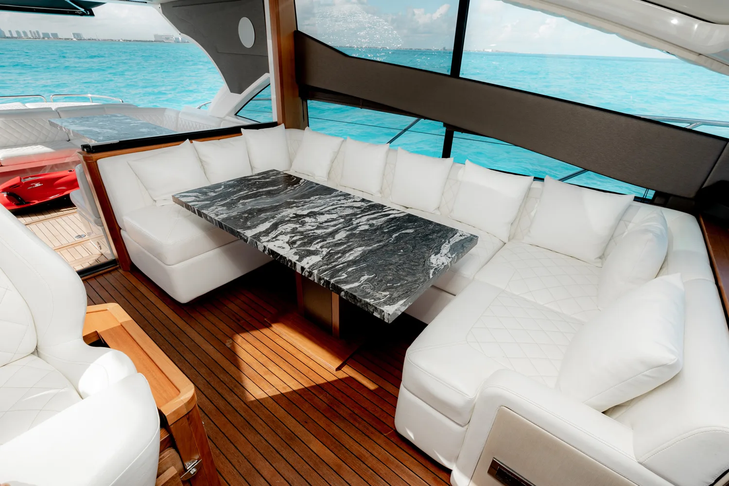 Sunseeker Predator 60 — photo 26