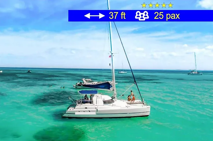 Catamaran for Private Tours 37 ft / 25 pax — photo 1